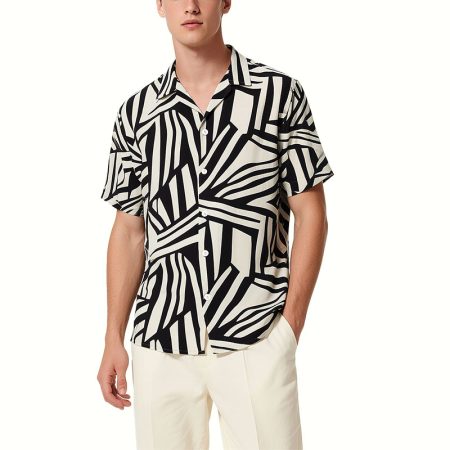 comfortable-loose-fitting-mens-casual-button-down-shirt