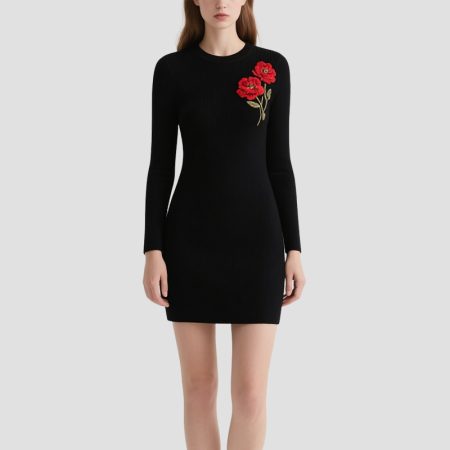 flower-embroidery-simple-chic-knitted-dress
