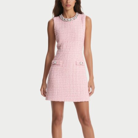 gorgeous-and-elegant-tweed-dress-with-diamond-collar