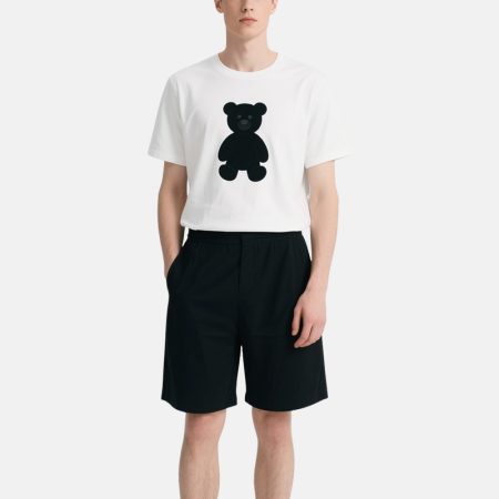 white-bear-print-tee-black-shorts-set-mens-summer-casual-outfit