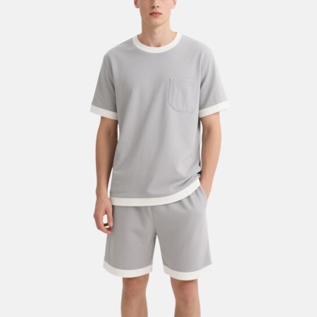 grey-contrast-trimmed-pocket-tee-shorts-set-mens-summer-casual-ensemble