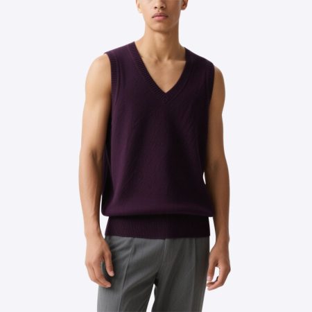 basic-versatile-v-neck-mens-knitted-vest