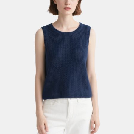 classic-round-neck-womens-knitted-vest